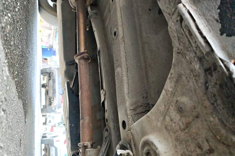 Used BYD Song 2016 GaiShi Edition 1.5TI Manual Elite Model Right Side Sill