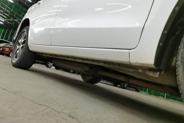 Used BYD Song 2016 GaiShi Edition 1.5TID Automatic Elite Model Right Side Sill