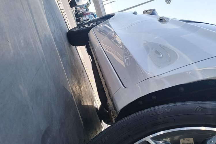Used BYD Song 2016 GaiShi Edition 1.5TID Automatic Elite Model Right Side Sill