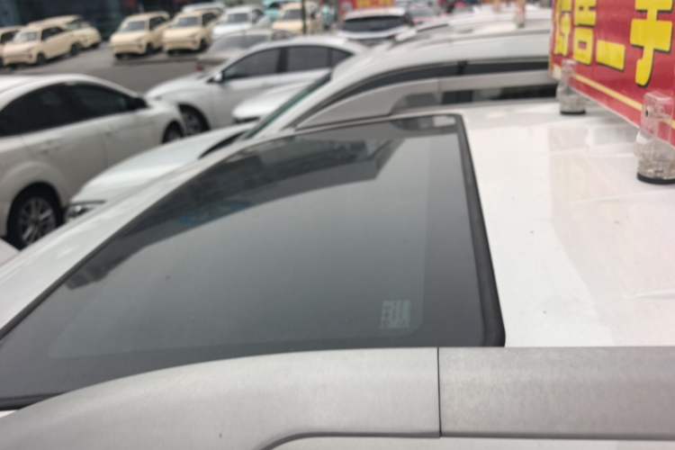 Used BYD Song 2016 GaiShi Edition 1.5TID Automatic Elite Model Roof