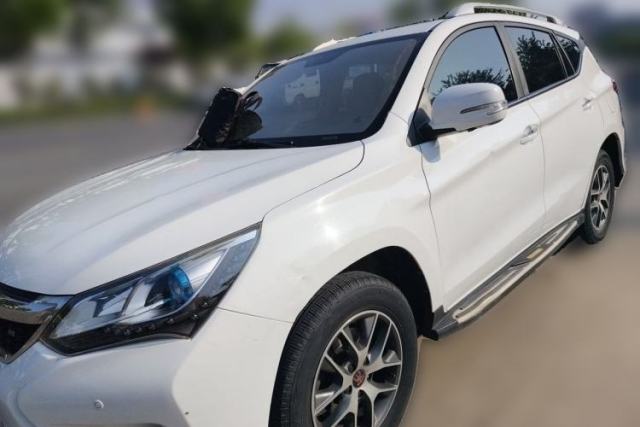 Used BYD Song 2016 GaiShi Edition 1.5TI Manual Elite Model