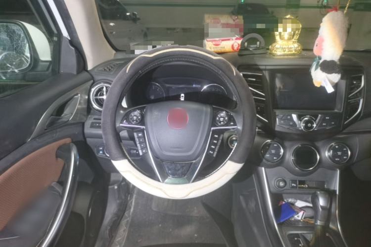 Used BYD Song 2016 GaiShi Edition 1.5TID Automatic Elite Model Steering Wheel