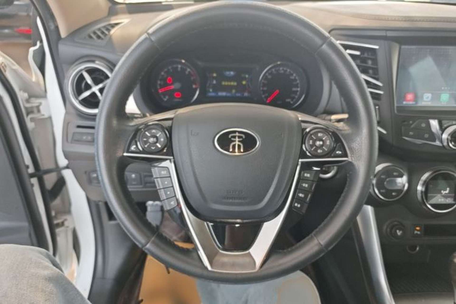 Used BYD Song 2016 GaiShi Edition 1.5TID Automatic Elite Model Steering Wheel