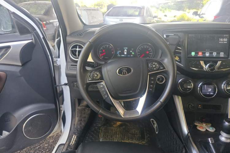 Used BYD Song 2016 GaiShi Edition 1.5TI Manual Elite Model Steering Wheel
