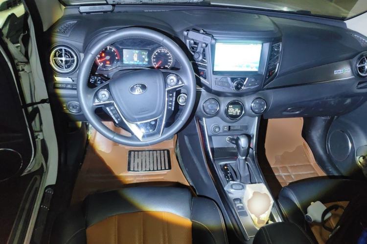 Used BYD Song 2016 Gaishi Edition 1.5TID Automatic Luxury Model Steering Wheel