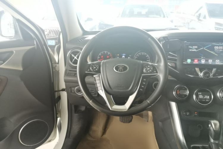 Used BYD Song 2016 GaiShi Edition 1.5TID Automatic Elite Model Steering Wheel