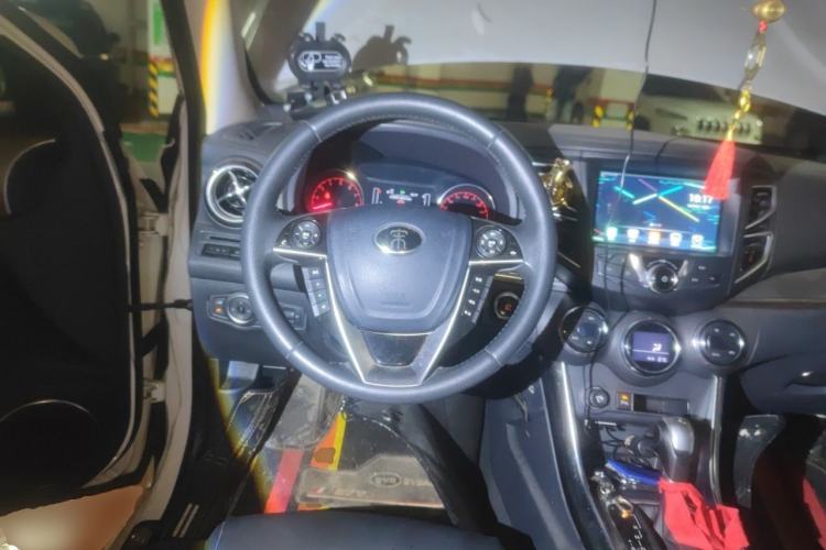 Used BYD Song 2016 GaiShi Edition 1.5TID Automatic Elite Model Steering Wheel