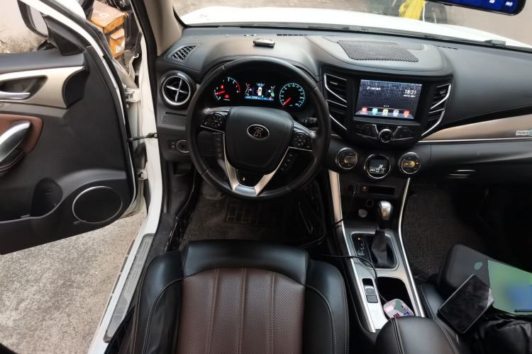 Used BYD Song 2016 Gaishi Edition 1.5TID Automatic Luxury Model Steering Wheel