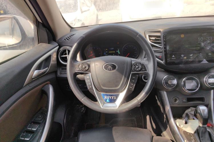 Used BYD Song 2016 Gaishi Edition 1.5TID Automatic Luxury Model Steering Wheel