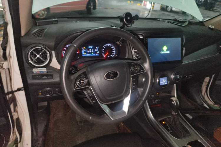 Used BYD Song 2016 GaiShi Edition 1.5TID Automatic Elite Model Steering Wheel