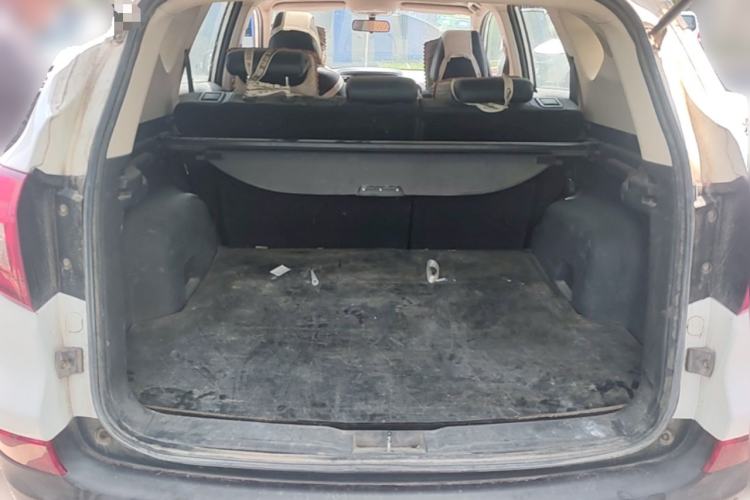 Used BYD Song 2016 1.5TI Manual Luxury Model Trunk