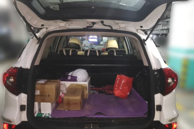Used BYD Song 2016 2.0TID Automatic Prestige Edition Trunk