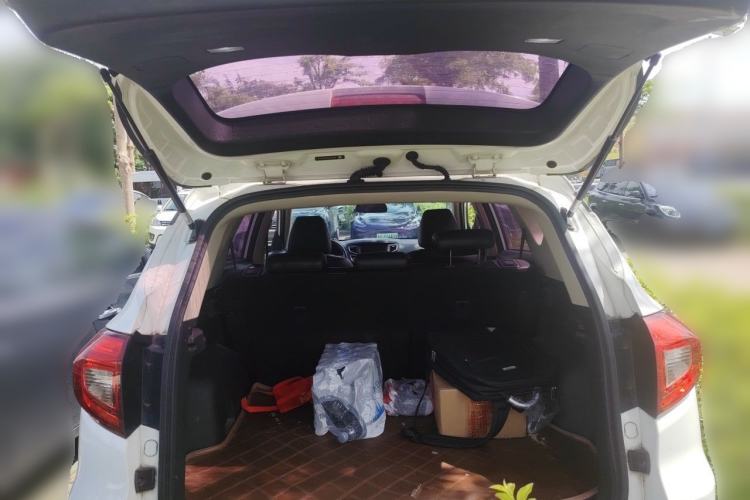 Used BYD Song 2016 GaiShi Edition 1.5TID Automatic Elite Model Trunk