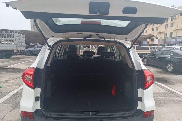 Used BYD Song 2016 GaiShi Edition 1.5TI Manual Elite Model Trunk