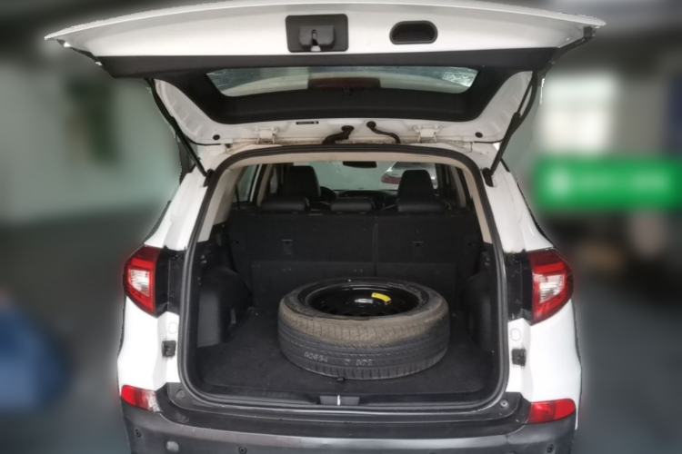 Used BYD Song 2016 GaiShi Edition 1.5TID Automatic Elite Model Trunk