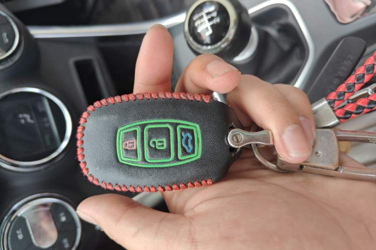 Used BYD Song 2016 1.5TI Manual Luxury Model Vehicle Key