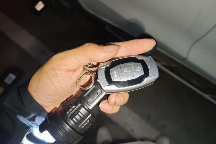 Used BYD Song 2016 2.0TID Automatic Prestige Edition Vehicle Key