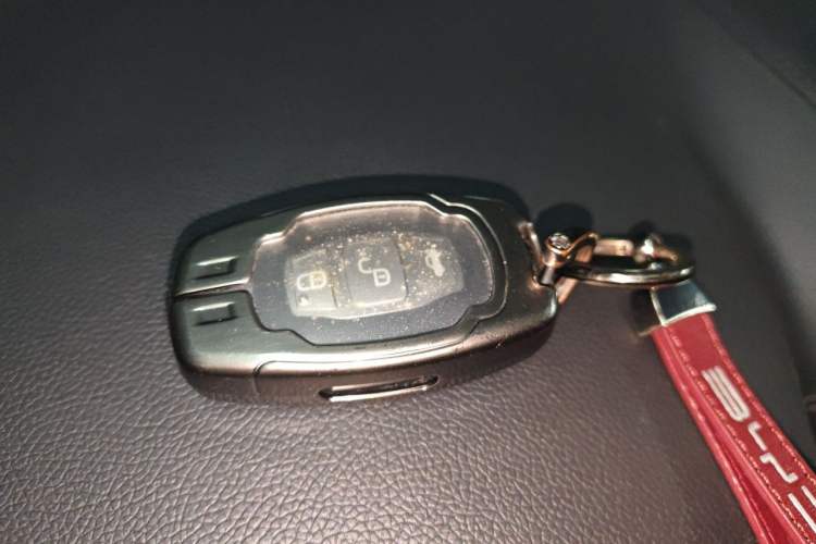 Used BYD Song 2016 GaiShi Edition 1.5TID Automatic Elite Model Vehicle Key