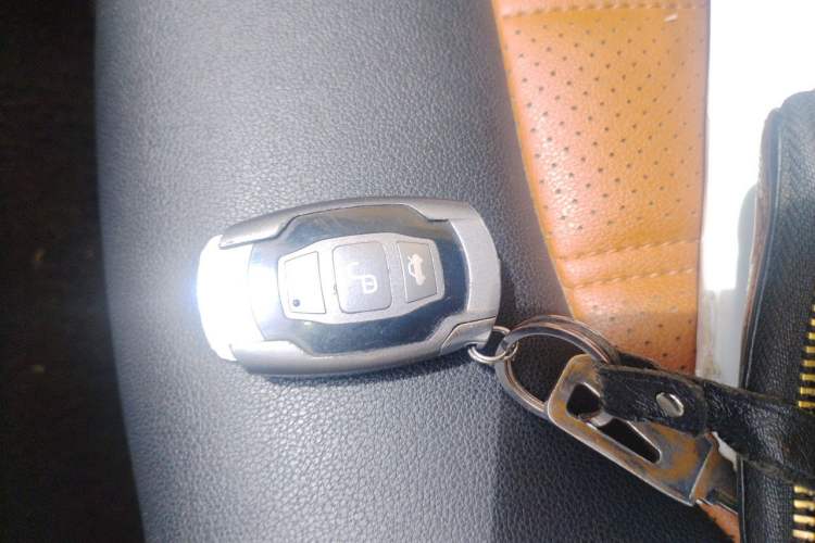 Used BYD Song 2016 1.5TI Manual Luxury Model Vehicle Key