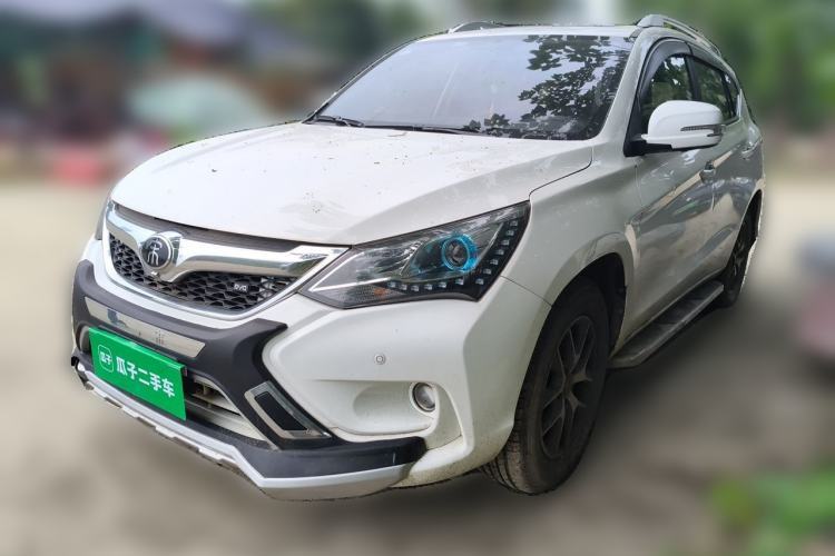 Used BYD Song 2016 Gaishi Edition 1.5TI Manual Haoya Model Guazi used car, China used car export, Used car for sale, Used BYD cars, Cheapest cars for sale