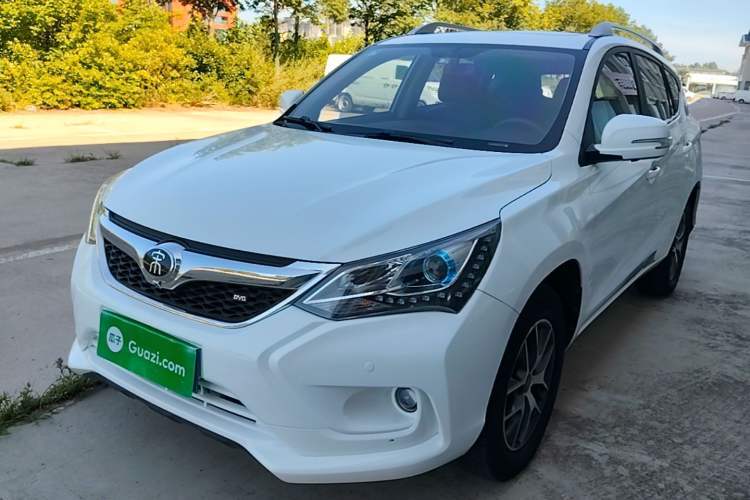 Used BYD Song 2016 GaiShi Edition 1.5TI Manual Elite Model Guazi used car, China used car export, Used car for sale, Used  cars, Cheapest cars for sale