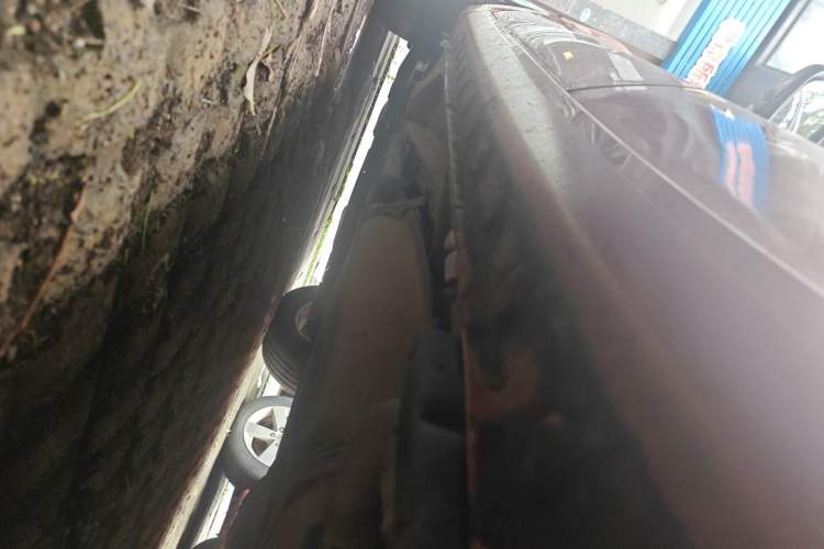 Used BYD Song 2016 GaiShi Edition 1.5TI Manual Elite Model Chassis Rear Left