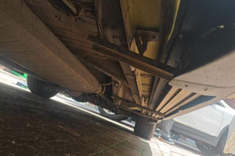Used BYD Song 2016 2.0TID Automatic Flagship Edition Chassis Rear Right