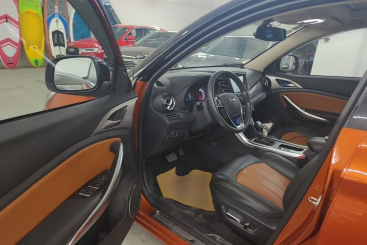 Used BYD Song 2016 2.0TID Automatic Prestige Edition Driver Seat