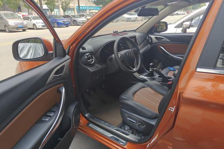 Used BYD Song 2016 1.5TI Manual Luxury Model Driver Seat