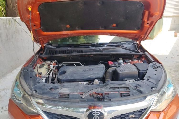 Used BYD Song 2016 GaiShi Edition 1.5TI Manual Elite Model Engine Bay