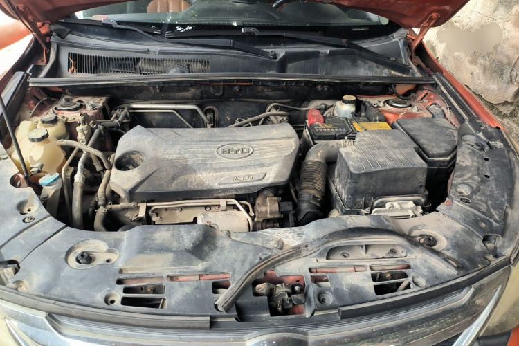 Used BYD Song 2016 1.5TI Manual Luxury Model Engine Bay