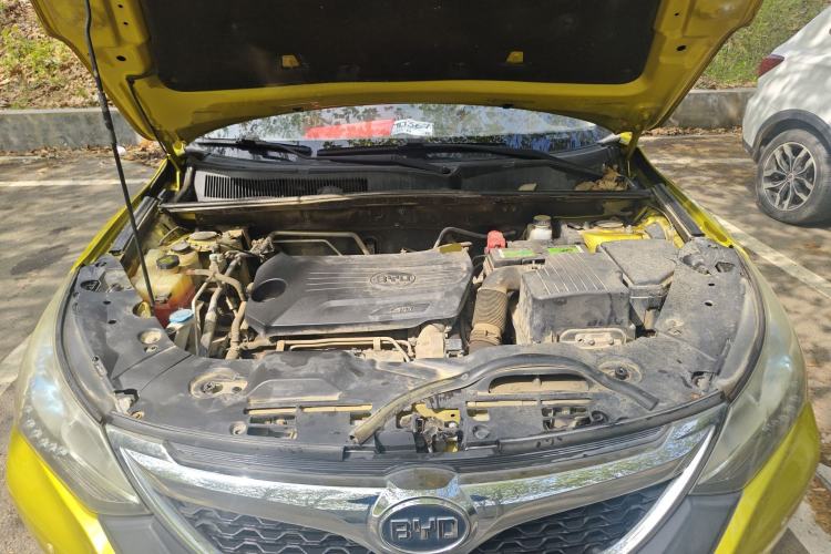 Used BYD Song 2016 1.5TI Manual Luxury Model Engine Bay