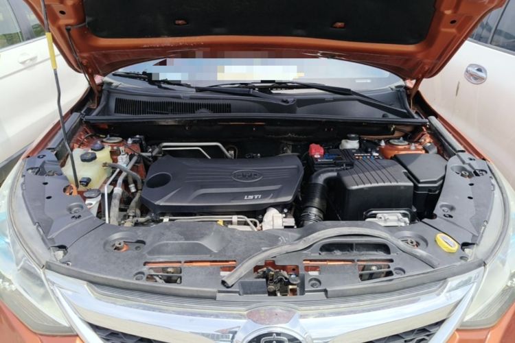 Used BYD Song 2016 GaiShi Edition 1.5TID Automatic Elite Model Engine Bay