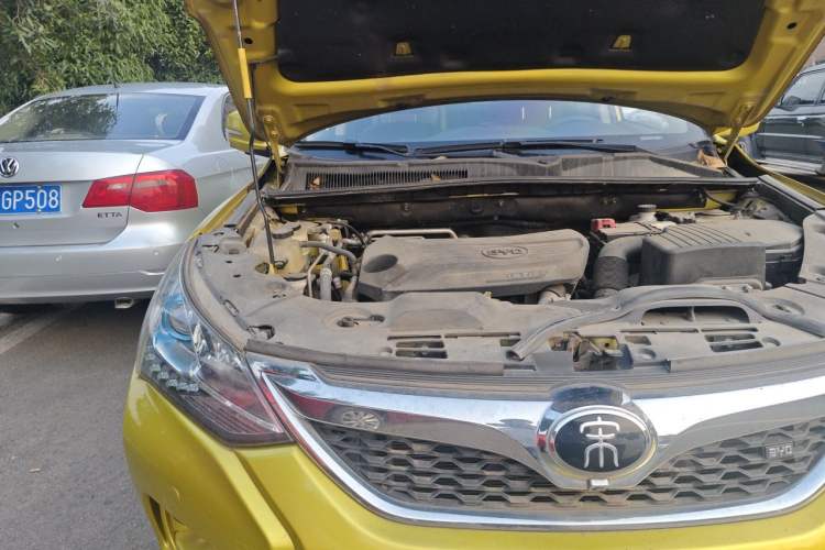 Used BYD Song 2016 Gaishi Edition 1.5TID Automatic Luxury Model Engine Bay Right