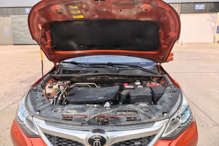 Used BYD Song 2016 GaiShi Edition 1.5TI Manual Elite Model Engine Bay