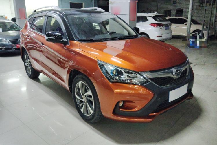 Used BYD Song 2016 2.0TID Automatic Prestige Edition Exterior 1