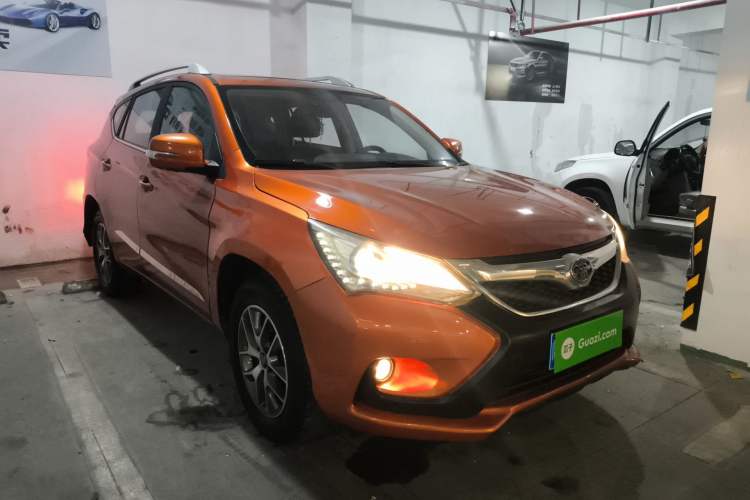 Used BYD Song 2016 1.5TI Manual Luxury Model Exterior 1