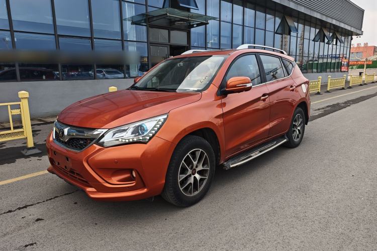 Used BYD Song 2016 Gaishi Edition 1.5TI Manual Haoya Model Exterior 1