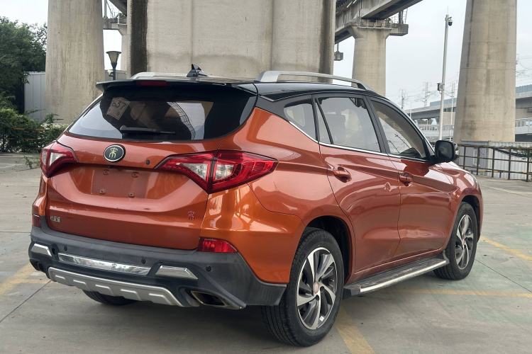 Used BYD Song 2016 2.0TID Automatic Flagship Edition Exterior 5