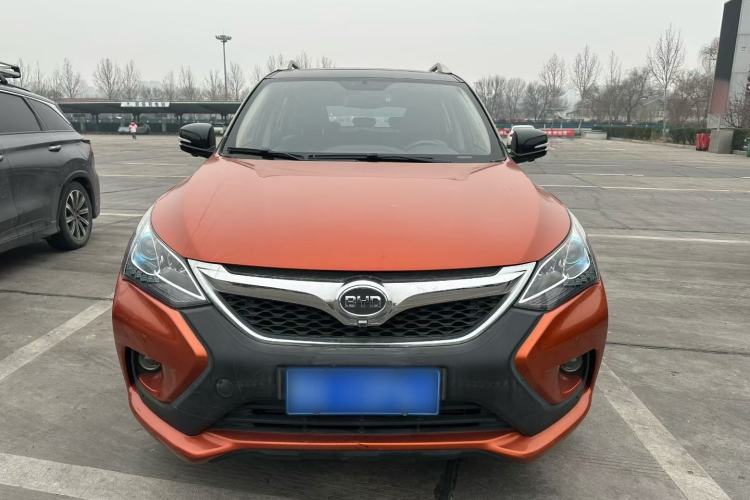 Used BYD Song 2016 2.0TID Automatic Prestige Edition Exterior 8