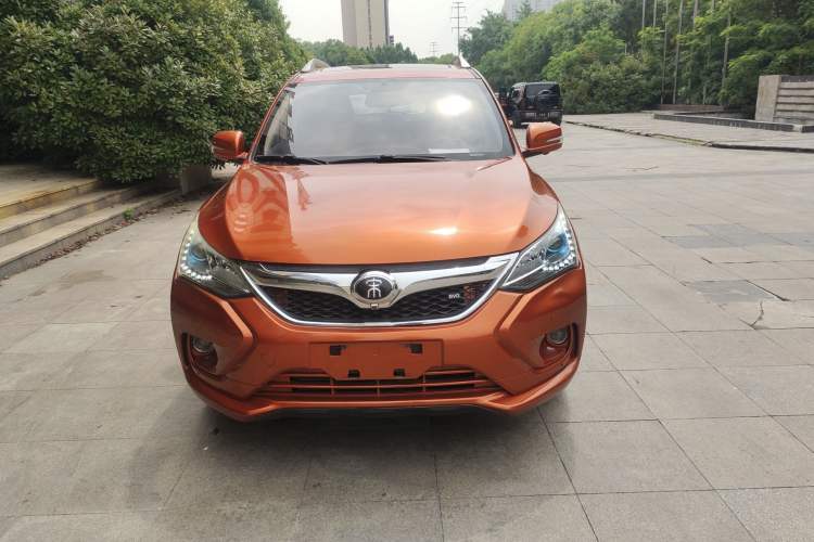Used BYD Song 2016 Gaishi Edition 1.5TID Automatic Luxury Model Front