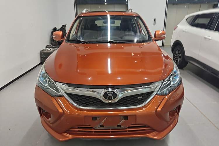 Used BYD Song 2016 Gaishi Edition 1.5TID Automatic Luxury Model Front