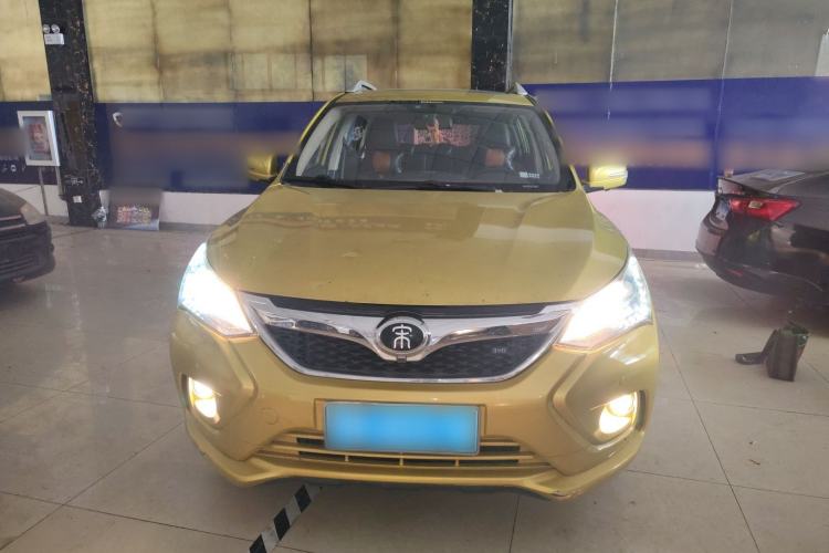 Used BYD Song 2016 GaiShi Edition 1.5TI Manual Elite Model Front