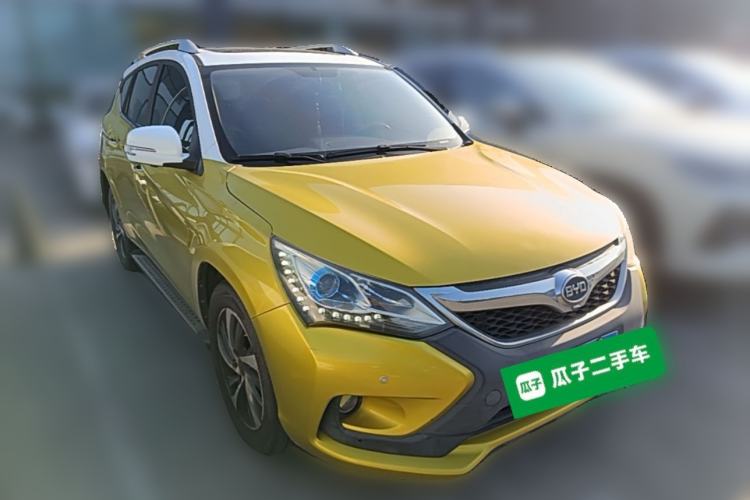 Used BYD Song 2016 2.0TID Automatic Prestige Edition Front Right 45 Deg