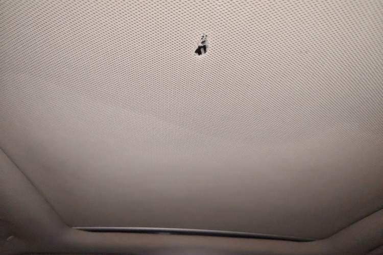Used BYD Song 2016 2.0TID Automatic Prestige Edition Headliner