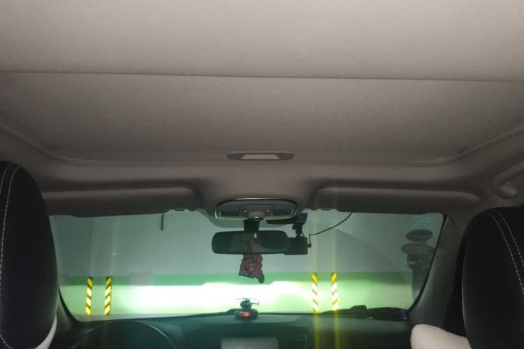 Used BYD Song 2016 GaiShi Edition 1.5TID Automatic Elite Model Headliner