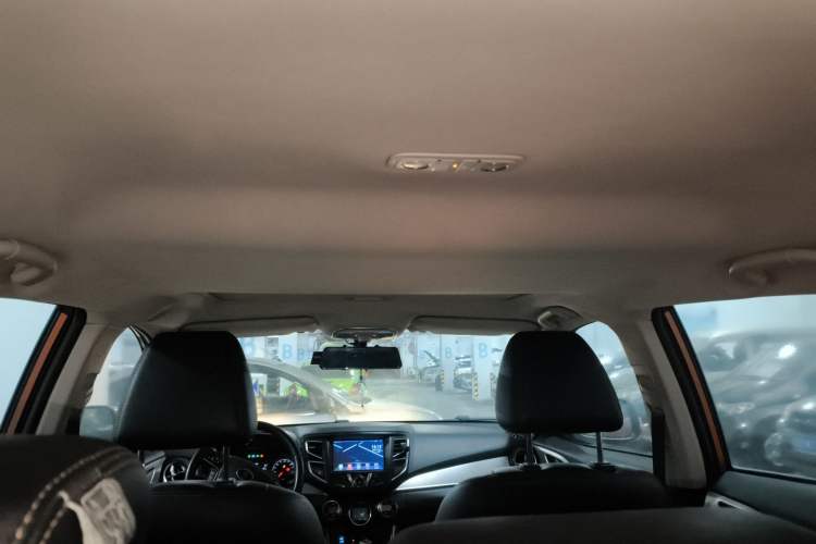 Used BYD Song 2016 1.5TI Manual Luxury Model Headliner