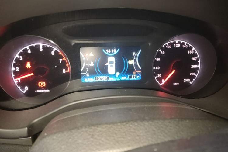 Used BYD Song 2016 Gaishi Edition 1.5TID Automatic Luxury Model Instrument Cluster