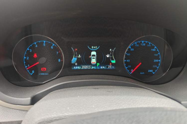 Used BYD Song 2016 Gaishi Edition 1.5TID Automatic Luxury Model Instrument Cluster