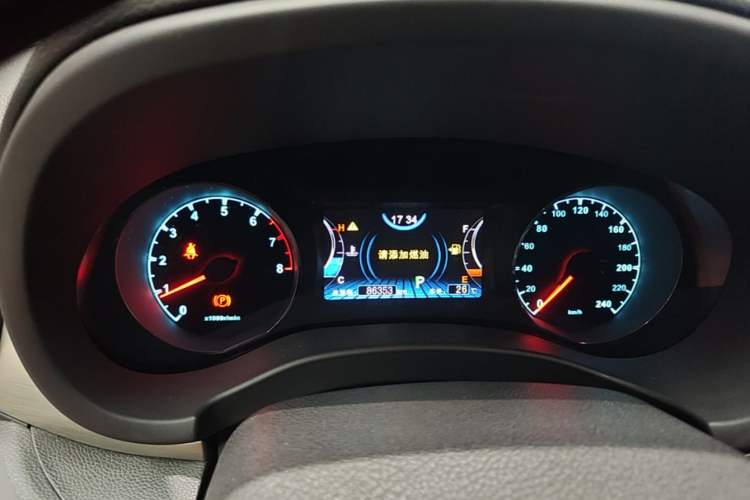 Used BYD Song 2016 Gaishi Edition 1.5TID Automatic Luxury Model Instrument Cluster